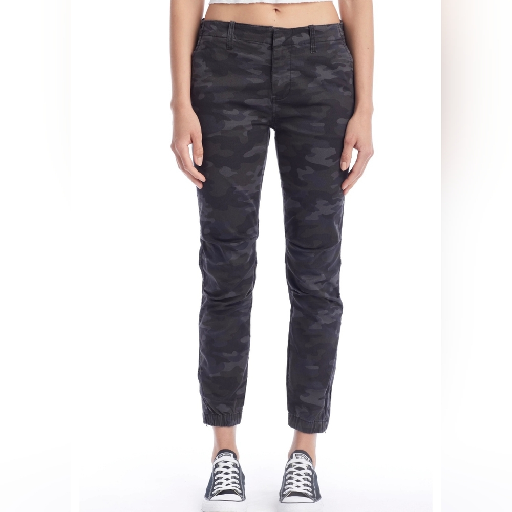 New Stonefield Sinclair Field Jogger Size 25